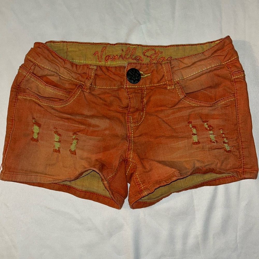 Woman’s size 5 Vanilla Star Shorts